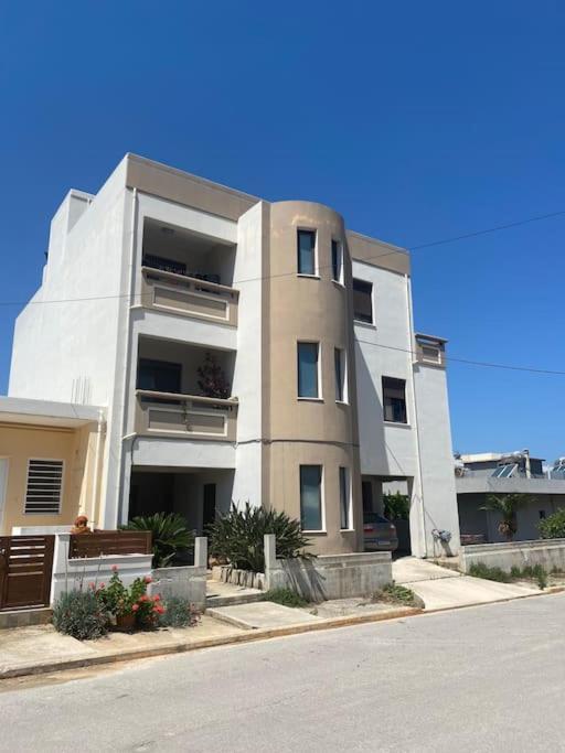 Nickolas Tiny Apartment Souda-Chania ハニア エクステリア 写真